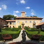 Relais Castello Di Razzano 4*