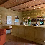 Relais Castello Di Razzano Alfiano Natta