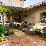 Relais Castello Di Razzano