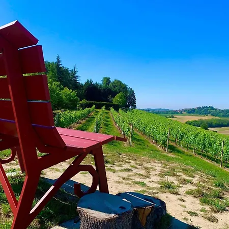 Relais Castello Di Razzano 4* Альфьяно-Натта