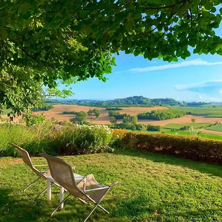 Hotel Relais Castello Di Razzano 4*