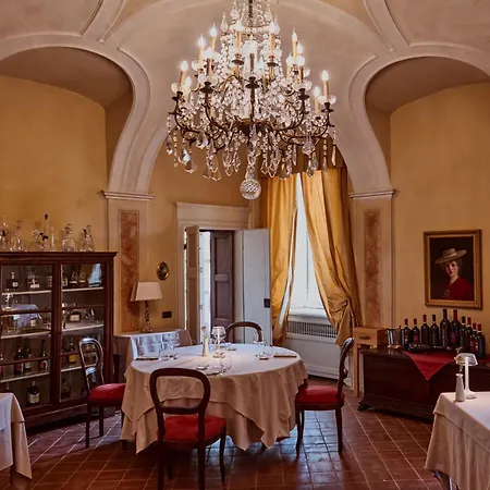 Szálloda Relais Castello Di Razzano Alfiano Natta