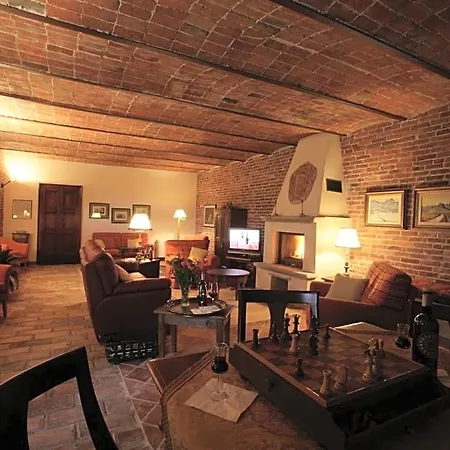 Relais Castello Di Razzano Отель Альфьяно-Натта